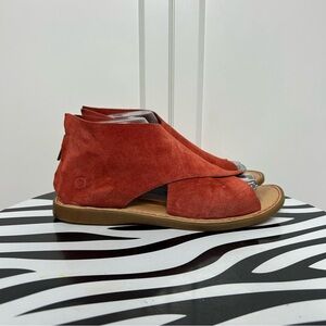 Born iwa red suede cross sandals